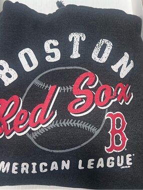 Genuine Merchandise Black Boston Red Sox Graphic Tee